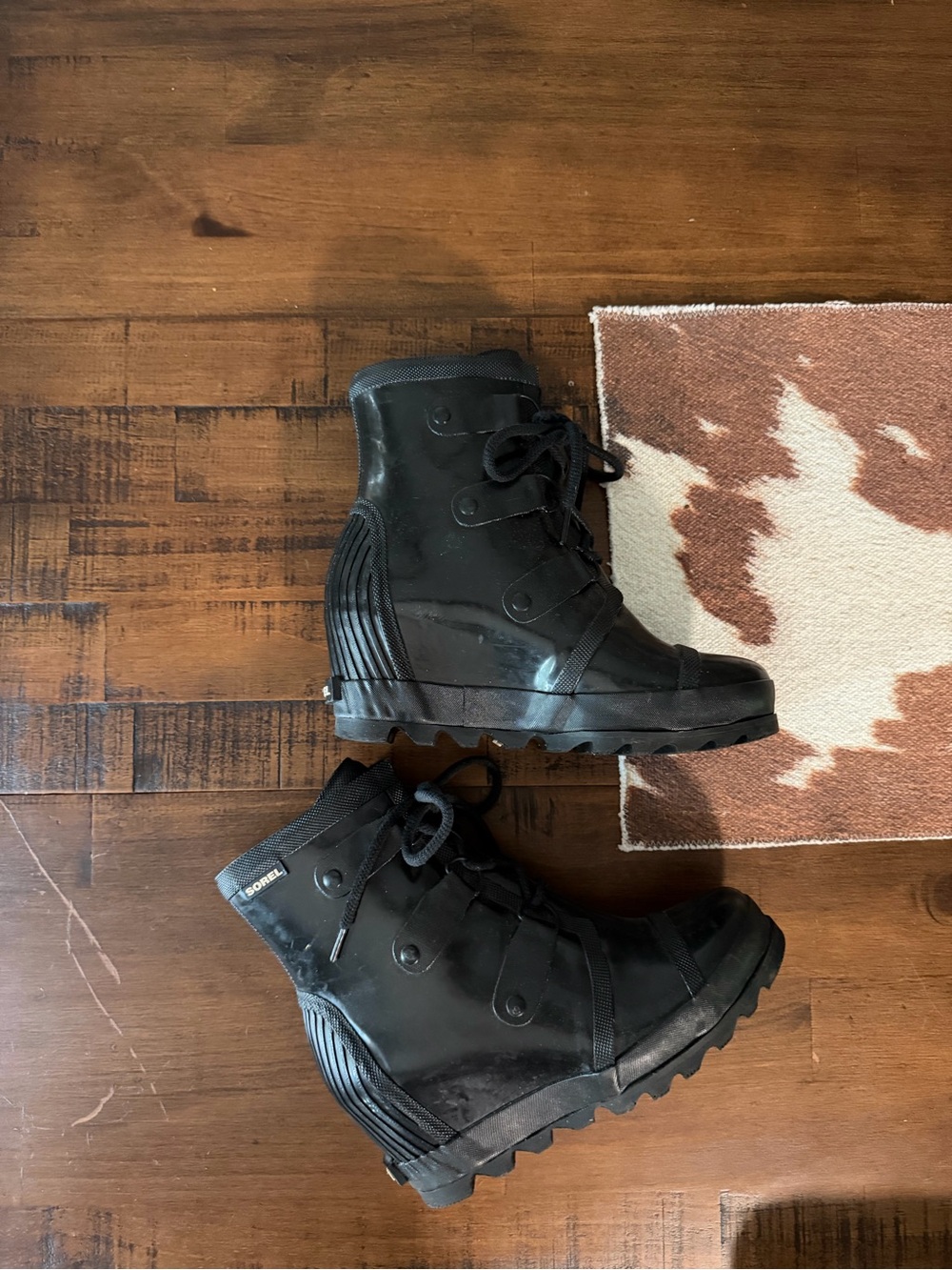 Sorel Black Women's Waterproof Lace-Up Winter Boots